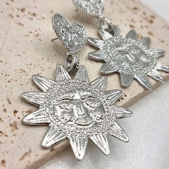 New ZARA Silver Heart Sun boho bohemian earrings - Picture 3 of 9
